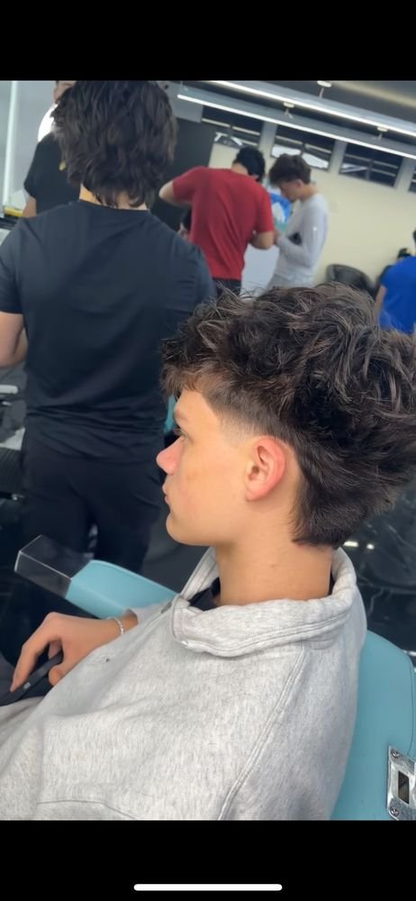 Curly taper side